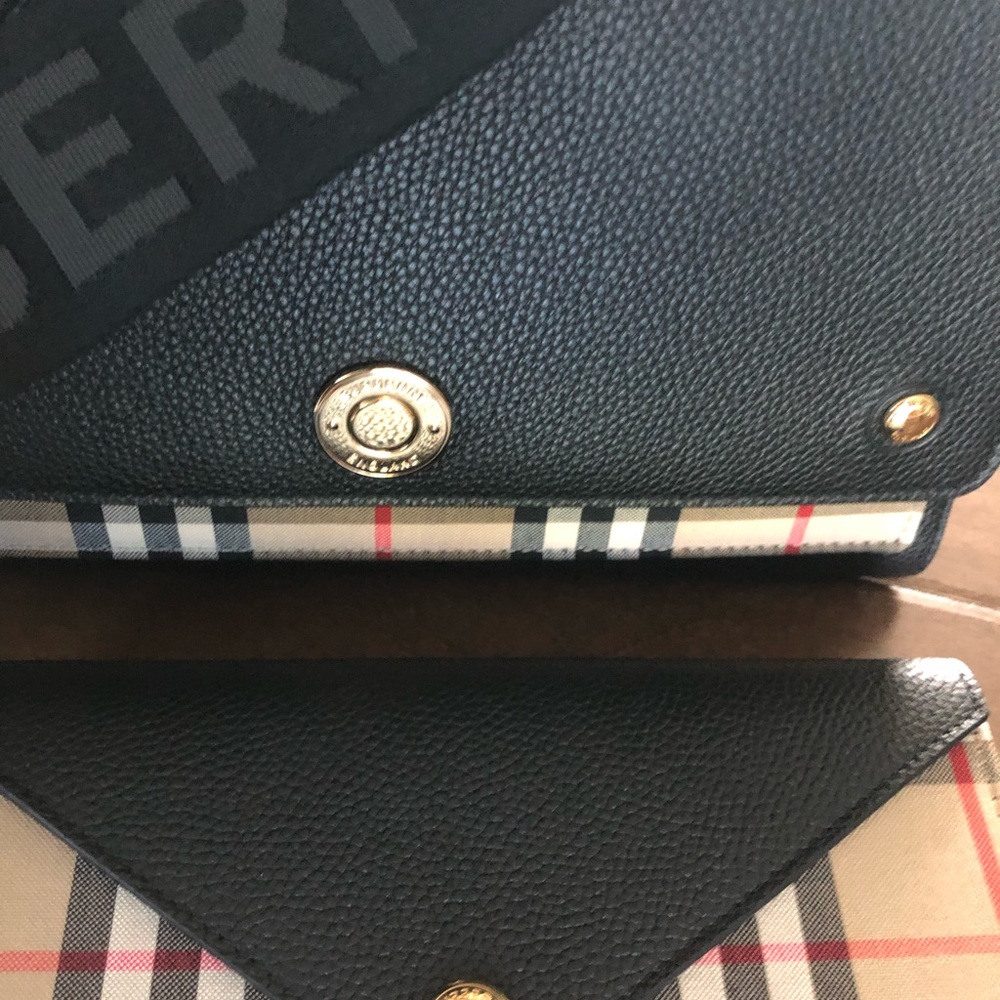 NEW❗️Burberry strap bag - Picture 9 of 9
